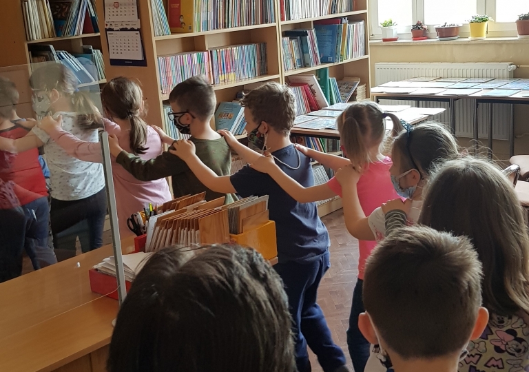 Odwiedziny w bibliotece szkolnej